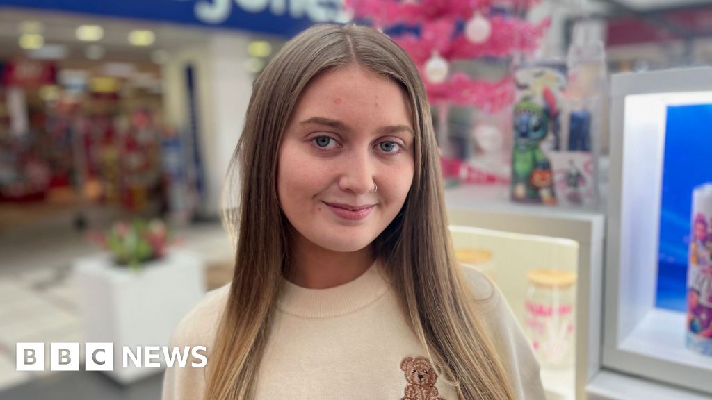 Tax, benefits and minimum wage: What does the Budget mean for Scotland?