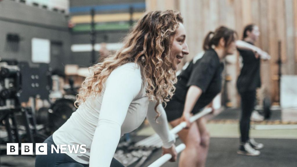 Forget nightclubs. Us twenty-somethings are going out - to the gym