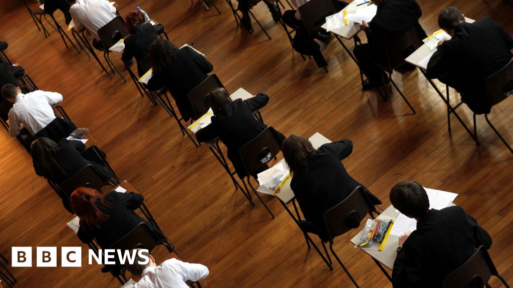 Exam board faces £350k fine for wrong GCSE results