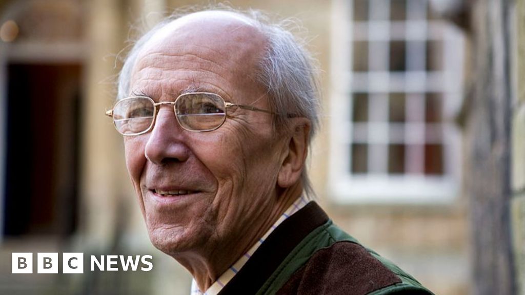 Norman Tebbit: Outspoken hero of the Conservative political right