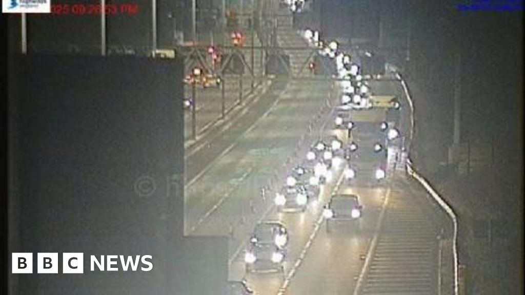 M4 and M48 closed after body found on carriageway