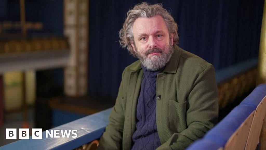 Michael Sheen berharap buku baru akan membuat anak -anak berbicara tentang tunawisma