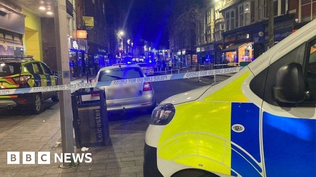 Leicester: Eight Arrests After Boy Stabbed In City Centre Fight - BBC News