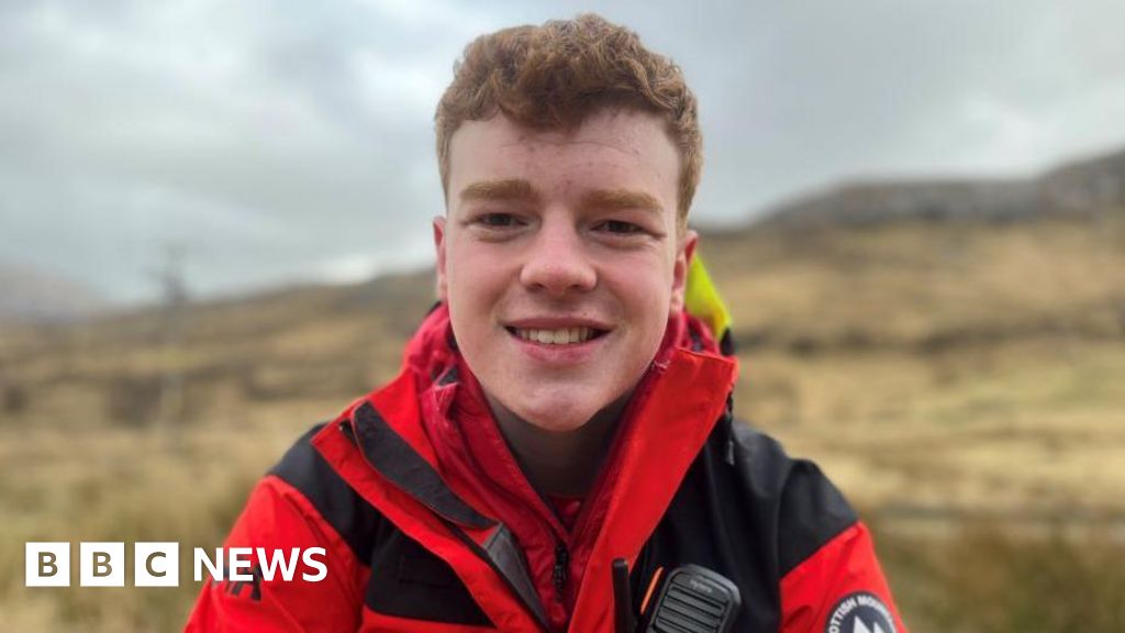 Teenager Is One Of Scotlands Youngest Mountain Rescuers - Bashk.TV