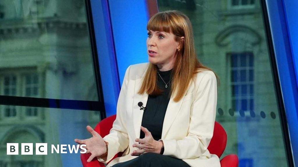 Angela Rayner defends using donor’s New York flat for holiday