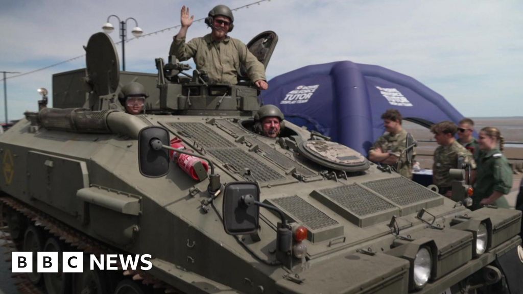 bbc.co.uk - Jake Zuckerman - Thousands attend Armed Forces Day events in Hull and Cleethorpes