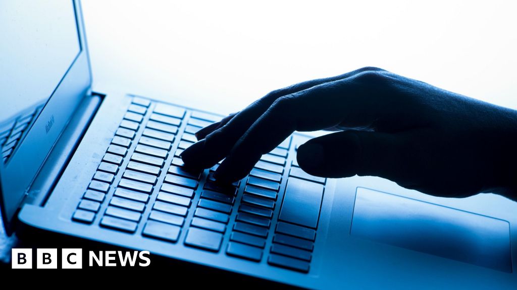 Halton Council 'at Mercy Of Criminal Hacker Gangs' - Report