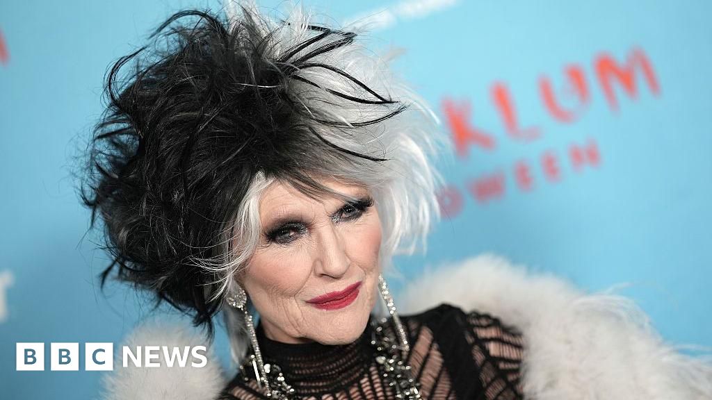 Halloween 2025: All the celebrity costumes, including Heidi Klum's party