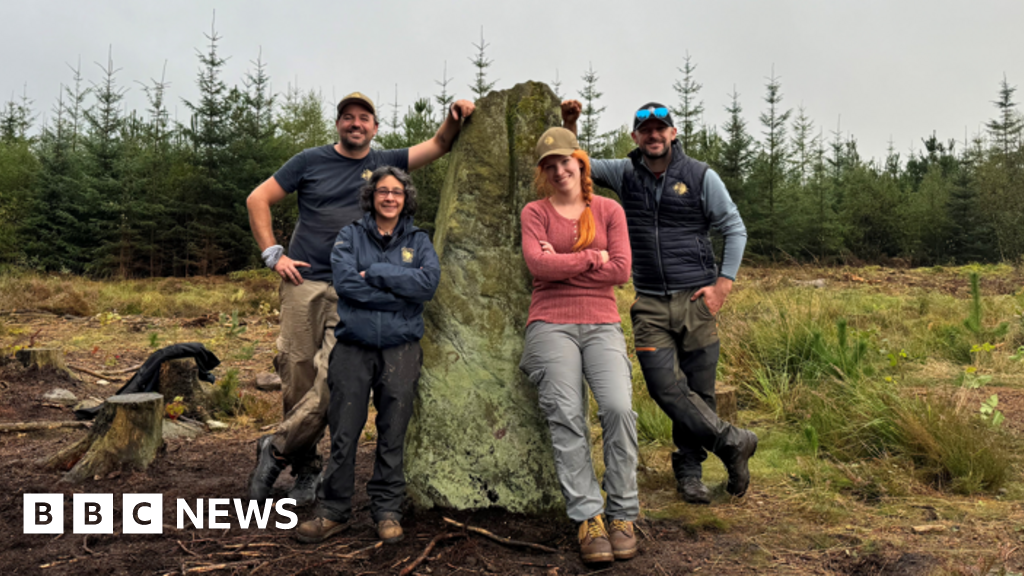 Archaeologists uncover Bronze Age stone circle