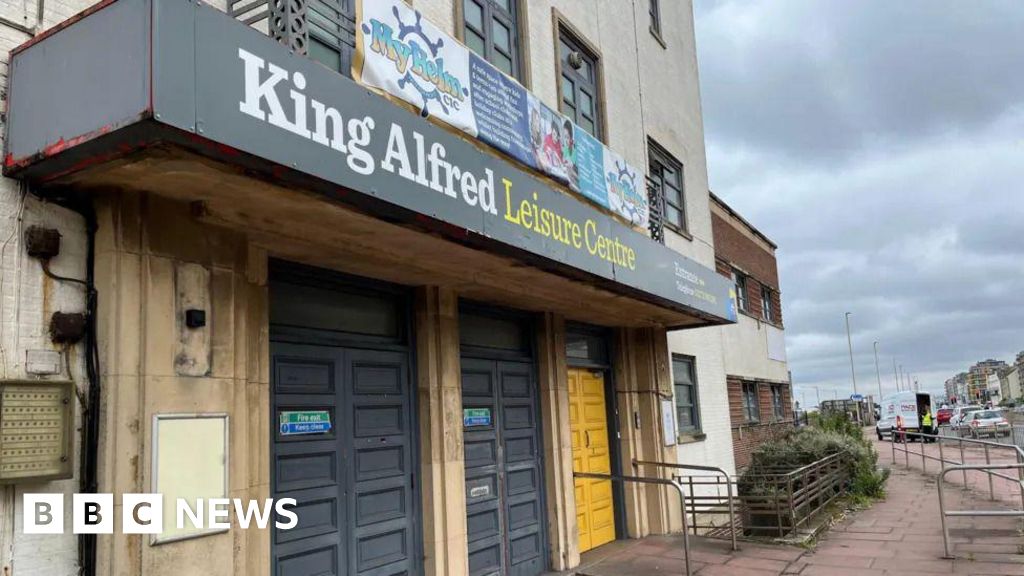 Hove: King Alfred leisure centre to be demolished - BBC News