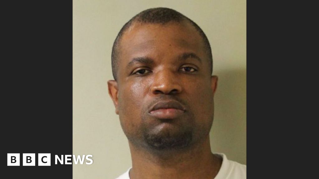 Manhunt in New York City after 'horrific' murders of elderly couple at home
