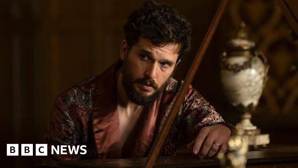 Industry: New plotlines and images from the Cardiff-filmed drama