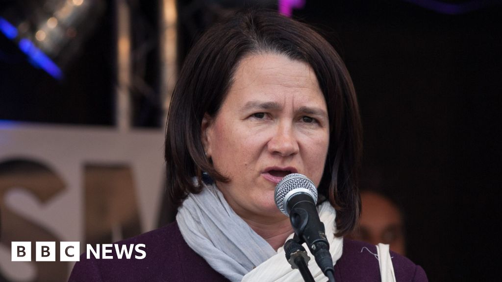 Challenge Starmer by Monday or I will, Labour MP tells cabinet
