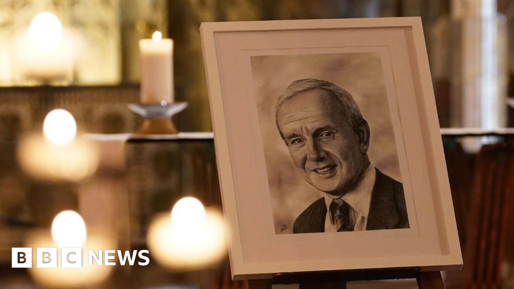 Cricket legend Derek Underwood celebrated at Canterbury Cathedral