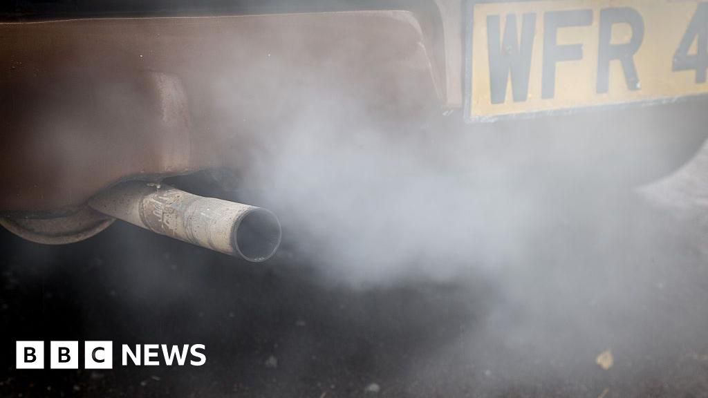 Reading council's emissions-based parking charges come into force