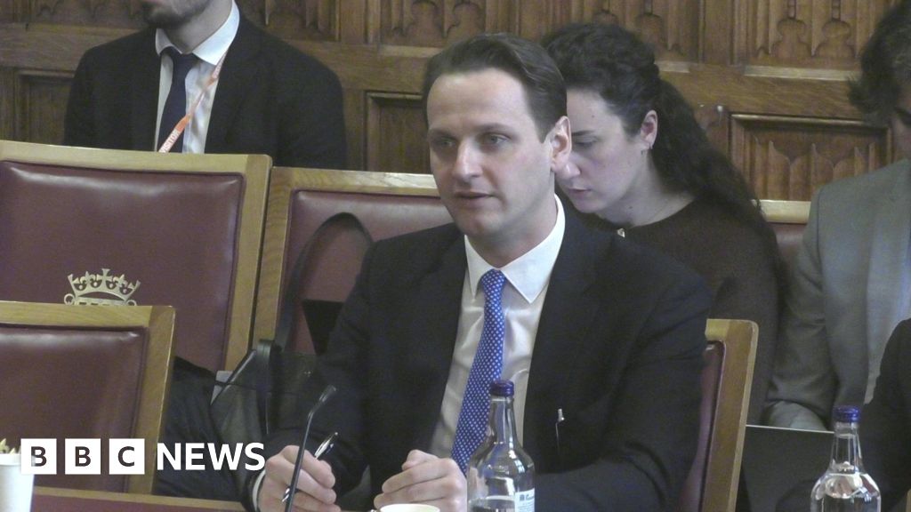 'What is the height of the London Eye?' minister asked