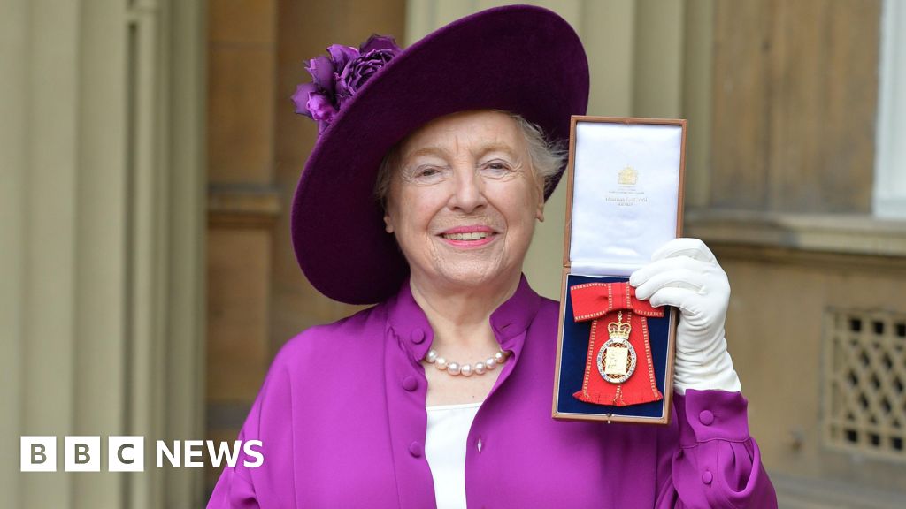 Dame Stephanie Steve Shirley, technology pioneer, dies aged 91