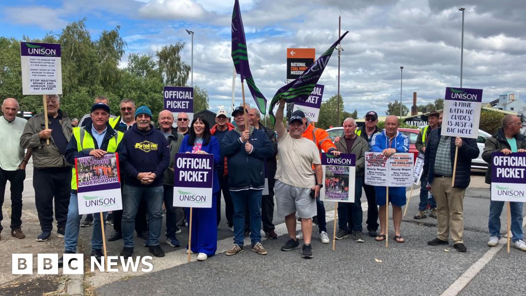 bbc.co.uk - Alex Moss - MP urges Wakefield mining museum to resume talks amid pay strike - BBC News