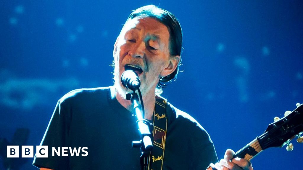 Driving Home for Christmas singer Chris Rea dies at 74