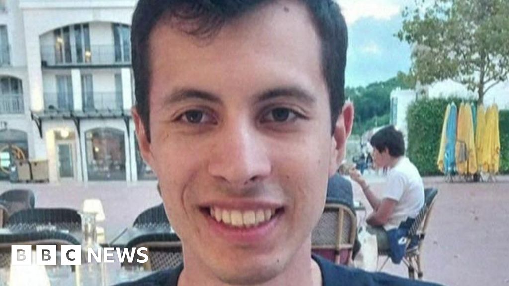 Убийството на студент националист оставя френската крайна левица в големи проблеми