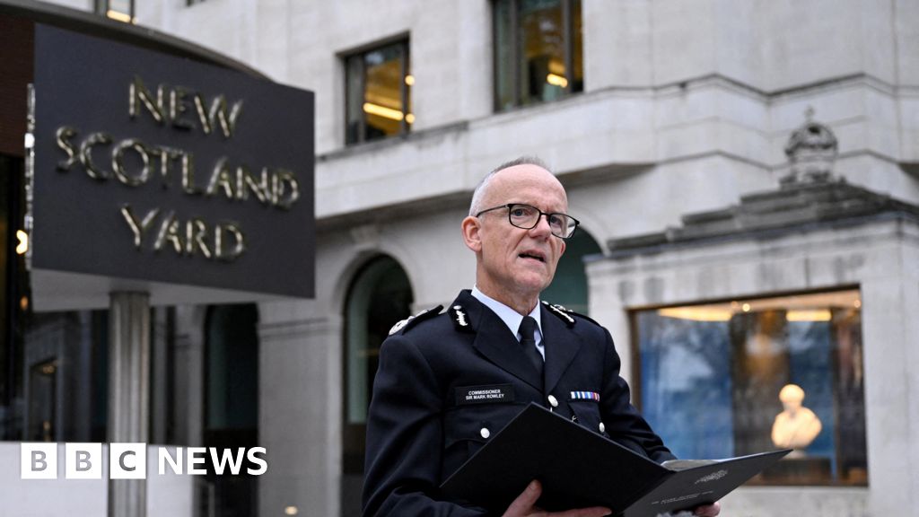 Court backlog needs 'urgent action' says Met chief