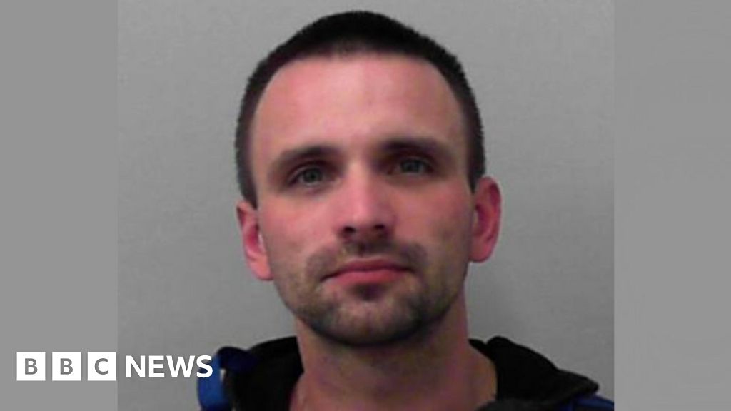 Dominic Scribbins jailed for sexual abuse of young girls