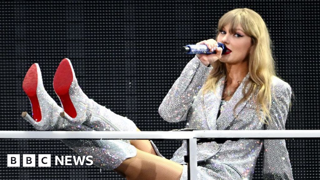 Eras Tour: Ed Sheeran joins Taylor Swift for Wembley show