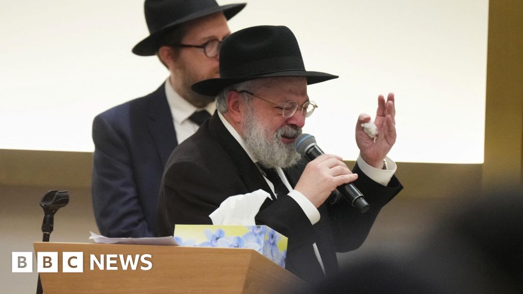 Bondi beach attack: Family gives emotional eulogy for Rabbi Eli Schlanger