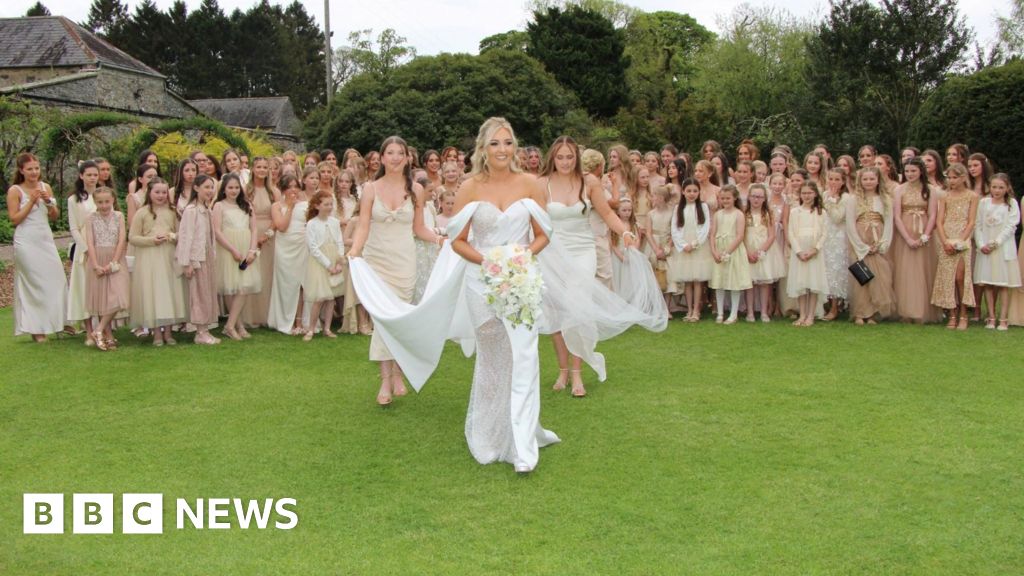 'Unforgettable day': The wedding with almost 100 bridesmaids