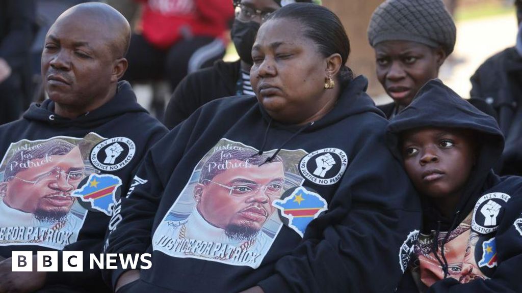 Mistrial declared in case against officer in fatal shooting of black motorist
