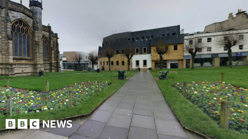 Girl taken to hospital with black eyes after Yeovil attack