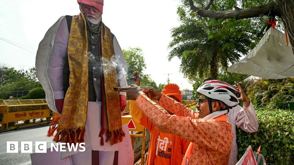 BBC reporters on why some voters said no to Modi