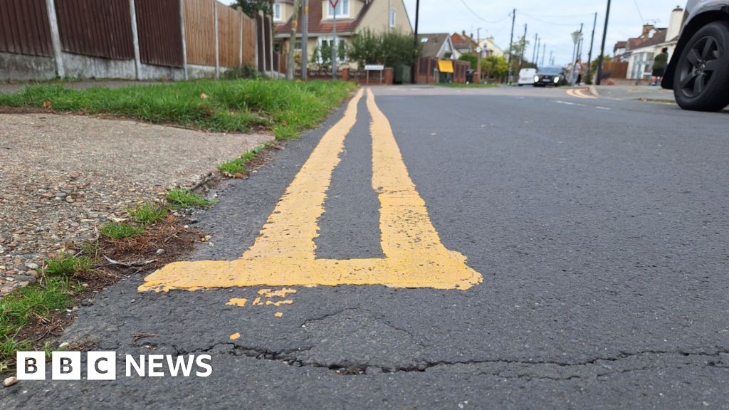 bbc.co.uk - Ivan Morris Poxton - Parking bans planned for North East Lincolnshire food waste collections