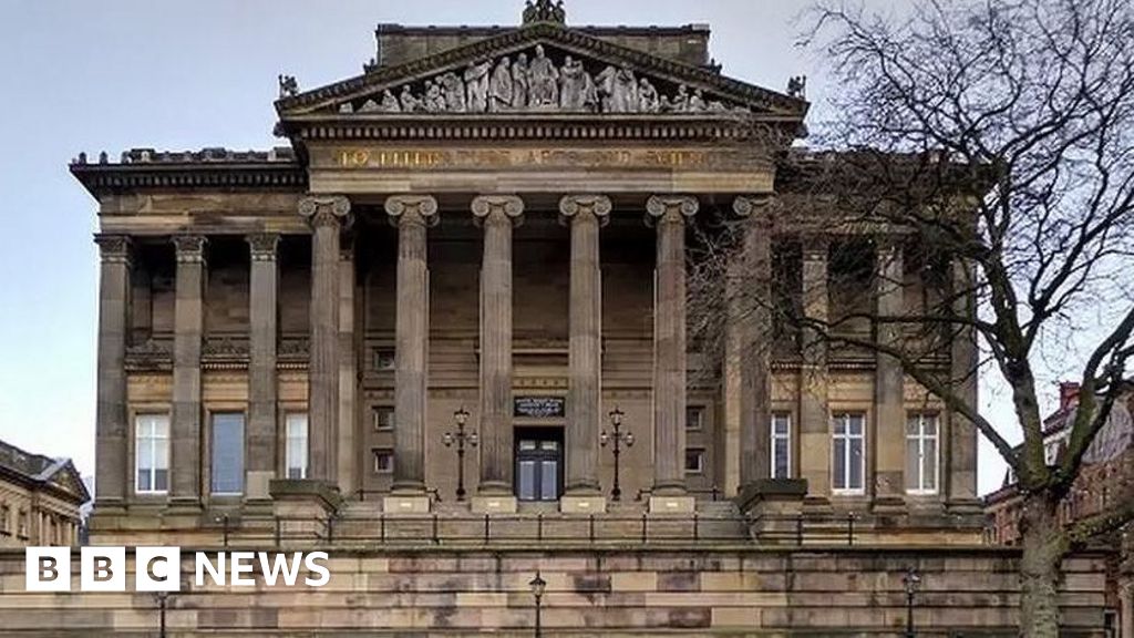 Harris museum Major contractor in £16m revamp goes bust