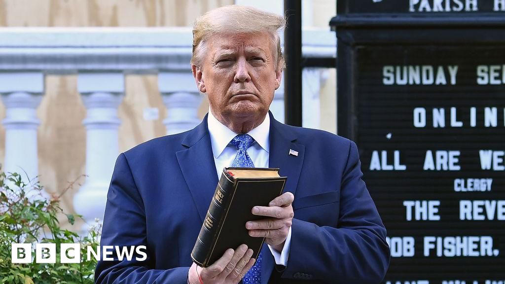 Donald Trump earned 0,000 selling Bibles