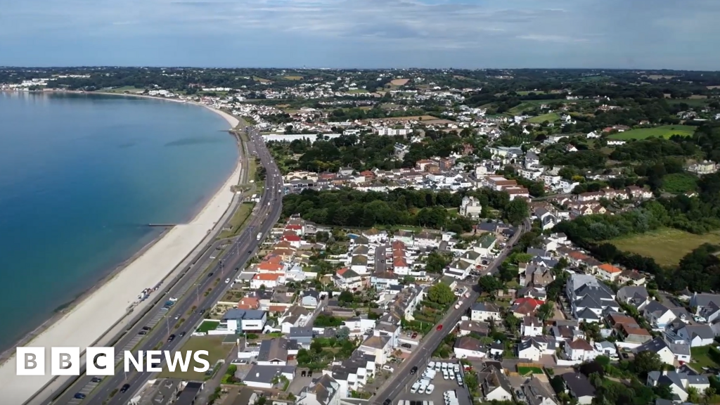 Lebih banyak latihan darurat di Jersey diminta oleh komite