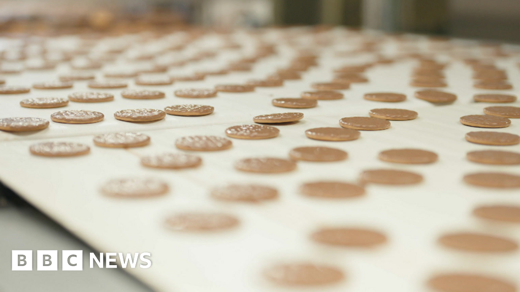 'We all eat chocolate digestives wrong'