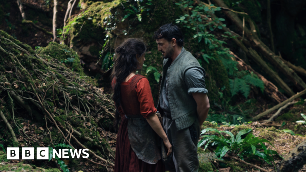 bbc.co.uk - Eleanor Lawson - Shakespeare Birthplace Trust to co-host Hamnet movie screening - BBC News