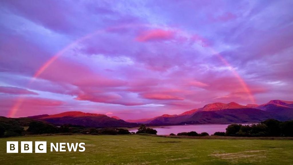 Drizzle at sunset results in spectacular ‘pink rainbows’