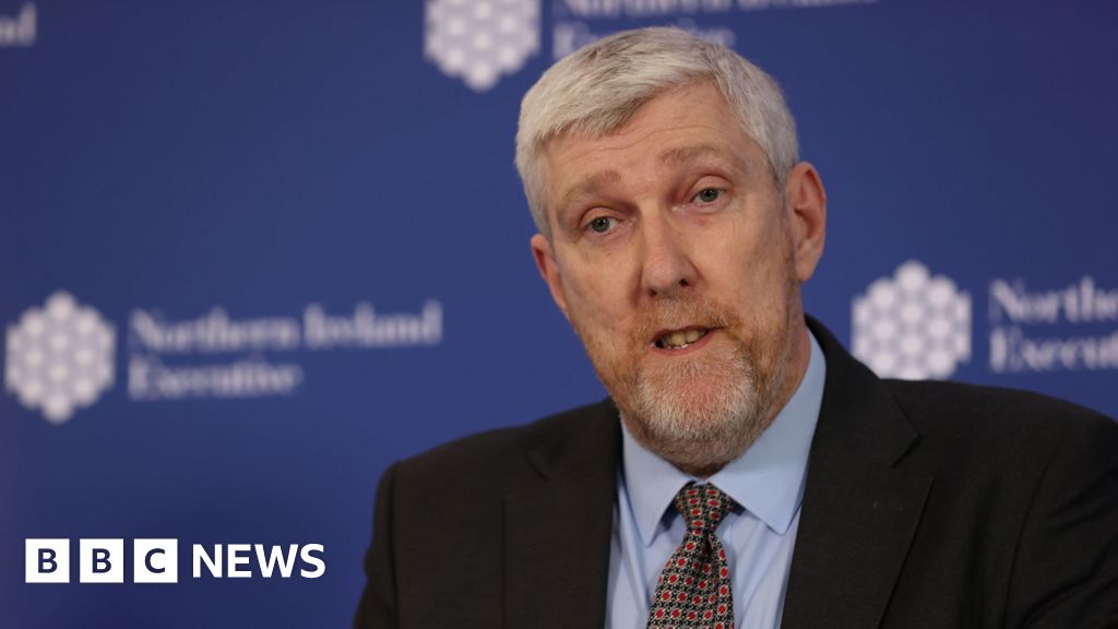 Business rates: Cinema or pub dilemma for finance minister