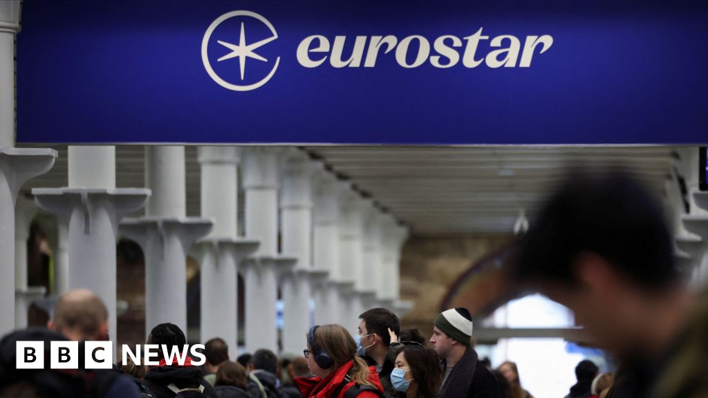 Eurostar and Dover prepare for new EU fingerprint travel rules – BBC News