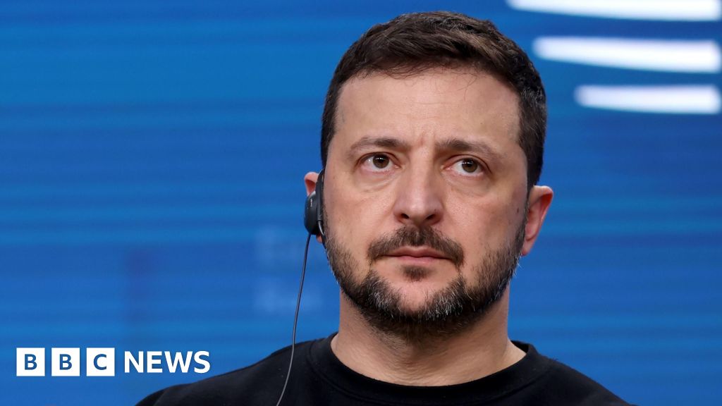 Zelensky menyatakan keanggotaan Nato bisa mengakhiri ‘fase panas’