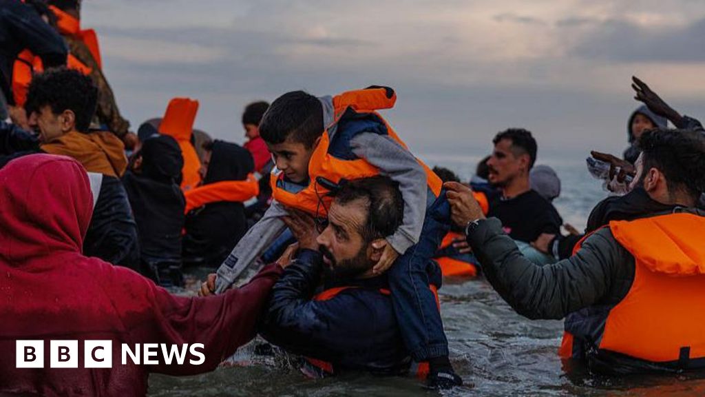 Thousands of small boat arrivals since new migrant deal with France thumbnail