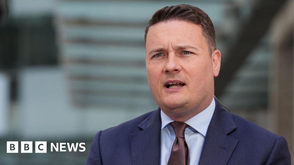 More than 1,000 GPs to get share of £102m to expand surgeries