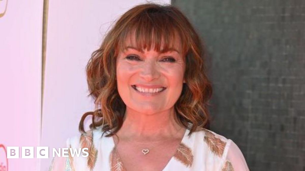 Lorraine's ITV show cut to 30 minutes as job cuts loom