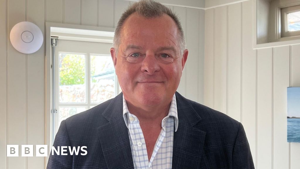 bbc.co.uk - Kate Jennings - Netted curtains requirement dropped from Jersey hotel law