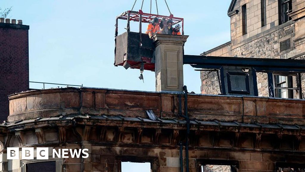 Demolition begins on building facade after Glasgow fire
