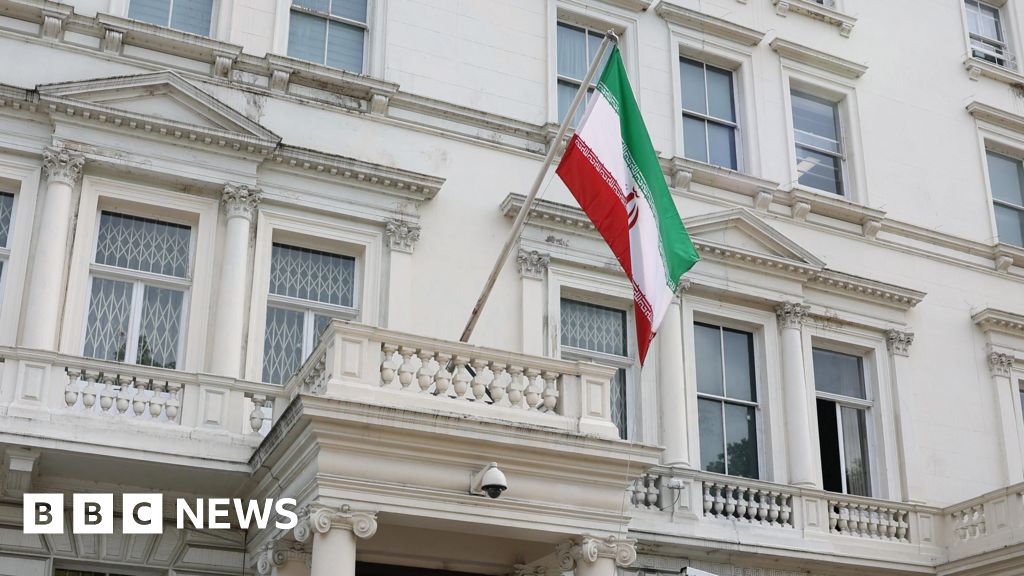 UK faces rising and unpredictable threat by Iran, report warns