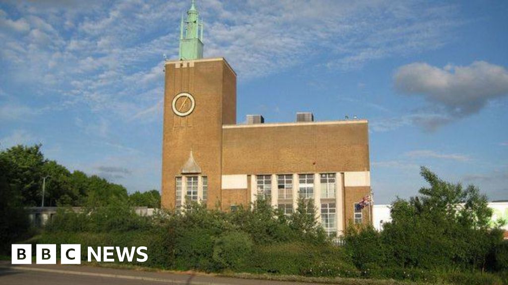 bbc.co.uk - Matthew Lockwood - Daily Mirror publisher to shut Watford print plant