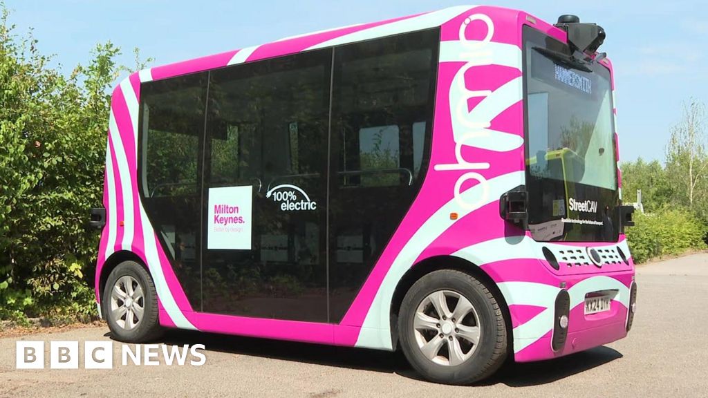 bbc.co.uk - Hammersmith Bridge: Driverless pods proposed to help connectivity